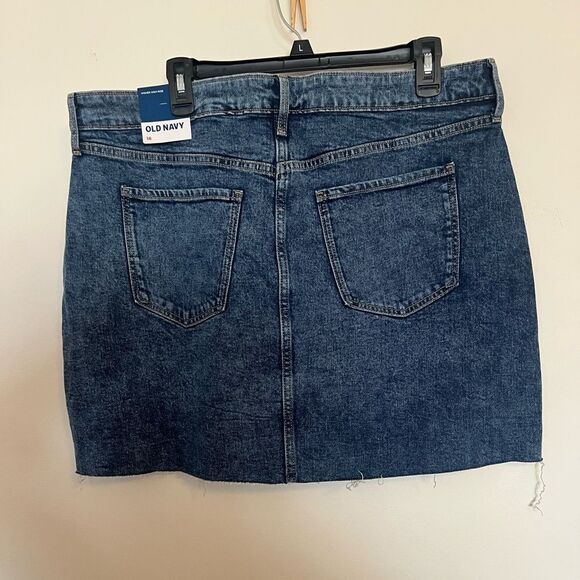 Old Navy Blue Denim Skirt - Picture 3 of 3